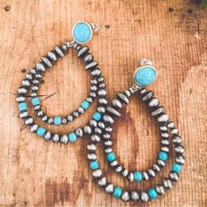 Elegant turquoise, Navajo Pearl Earrings